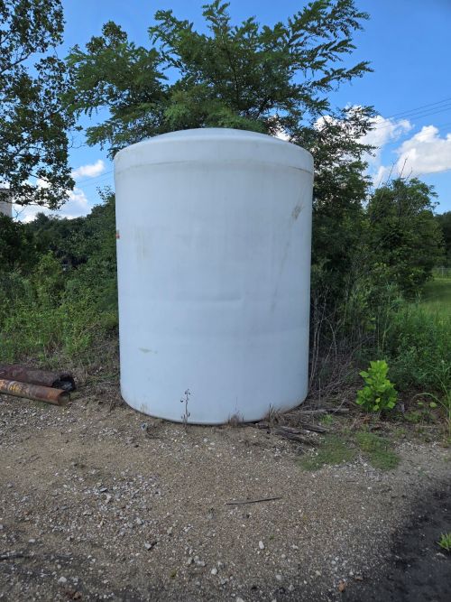 3000 Gallon Plastic Tank - Image 4